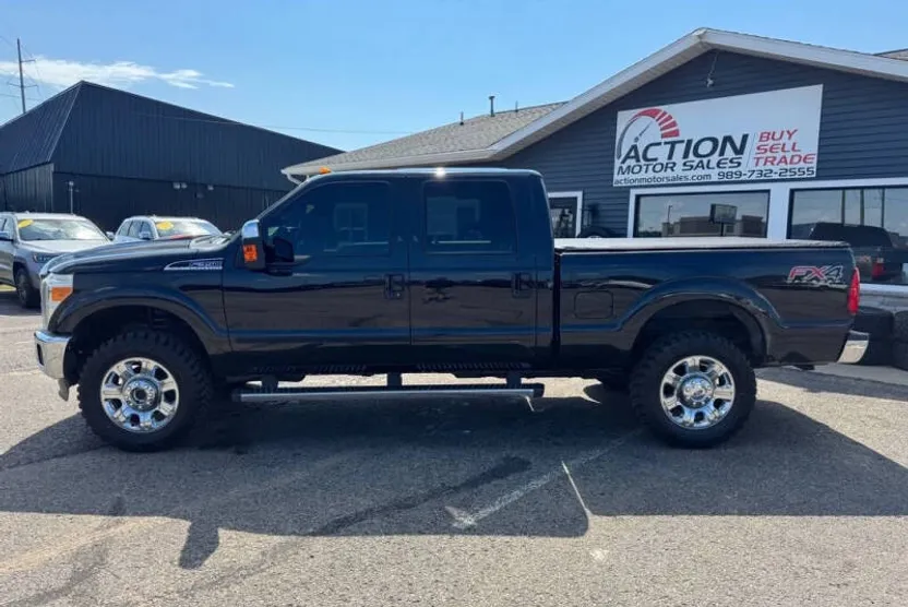 2015 Ford F-350 Lariat photo 1