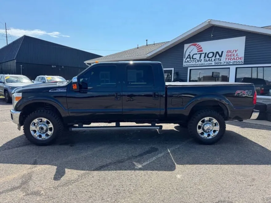 2015 Ford F-350 Lariat photo 1