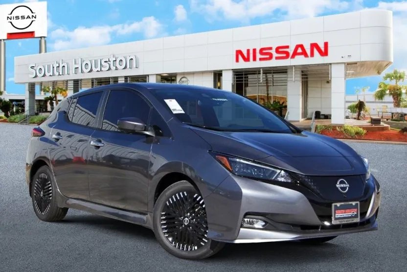 2024 Nissan Leaf SV Plus photo 1