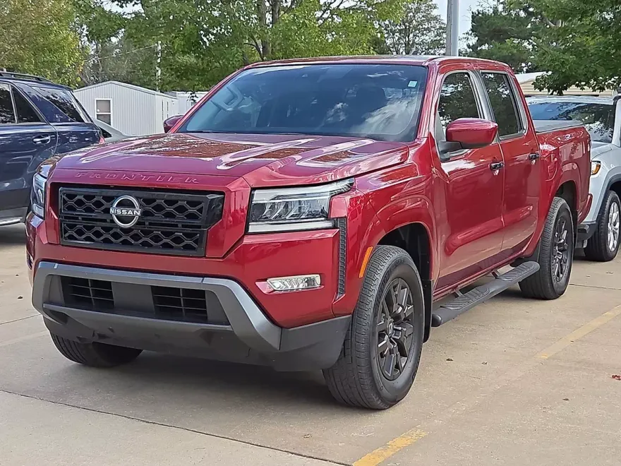 2022 Nissan Frontier Crew Cab SV photo 1
