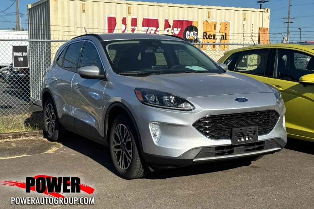 2020 Ford Escape SEL photo 1