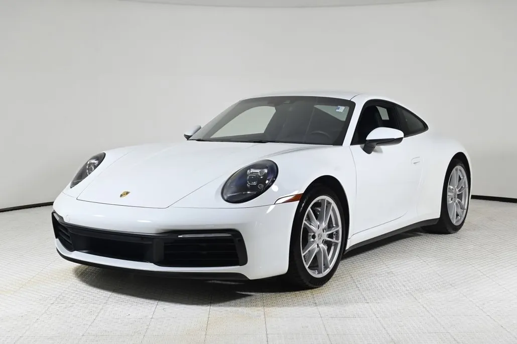 2021 Porsche 911 4 photo 1