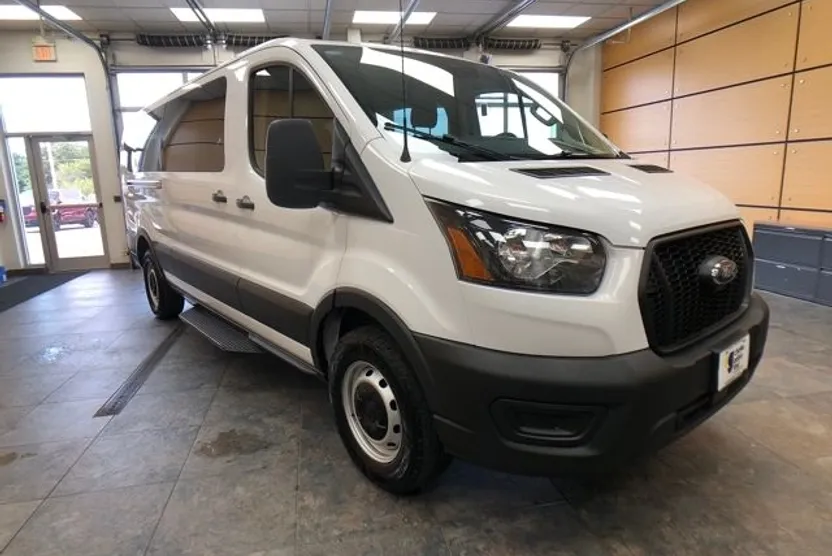 2023 Ford Transit photo 1