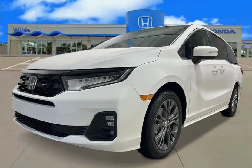 2026 Honda Odyssey Touring photo 1