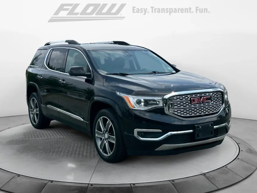 2017 Gmc Acadia Denali photo 1