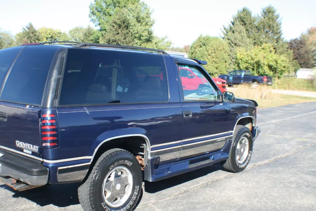 1995 Chevrolet Tahoe photo 1