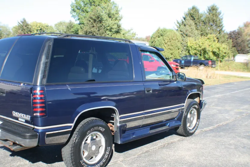 1995 Chevrolet Tahoe photo 1