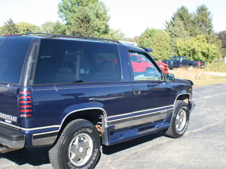1995 Chevrolet Tahoe photo 1