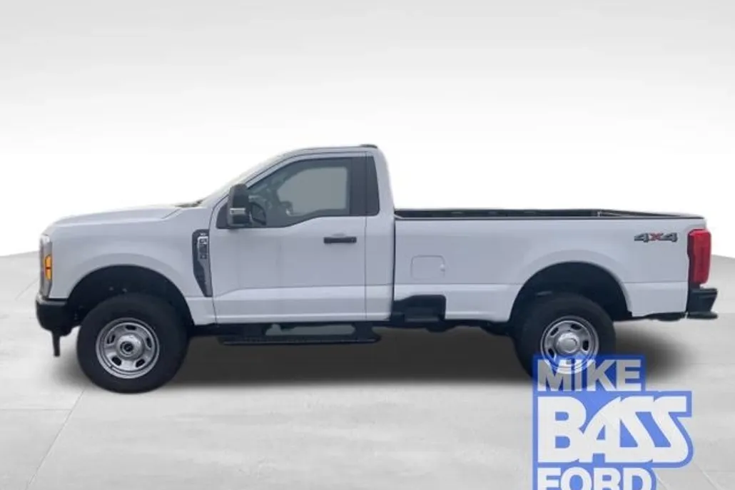 2024 Ford F-350 XL photo 1