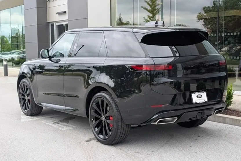2025 Land Rover Range Rover Sport SE photo 1