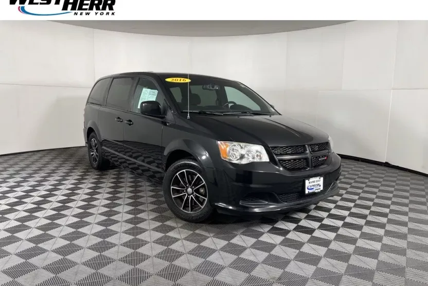 2016 Dodge Grand Caravan SE Plus Sport photo 1