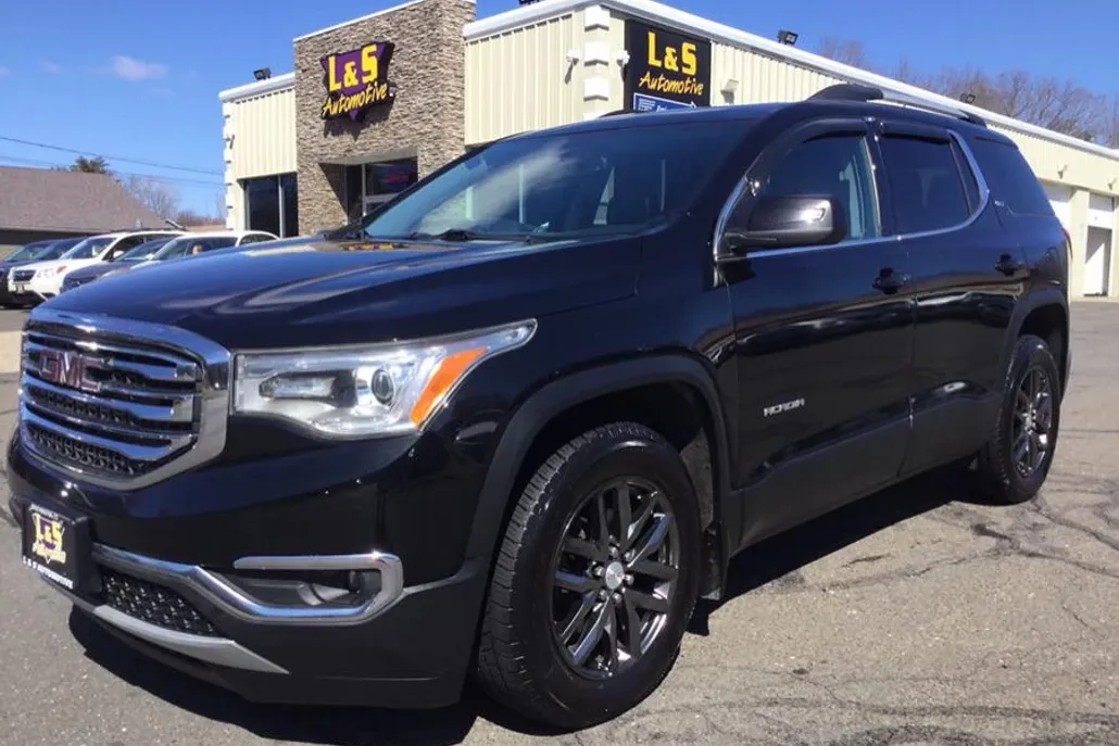 2017 Gmc Acadia SLT photo 1