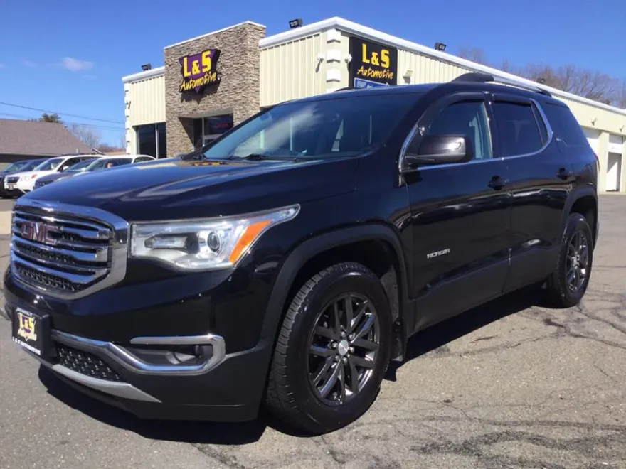 2017 Gmc Acadia SLT photo 1