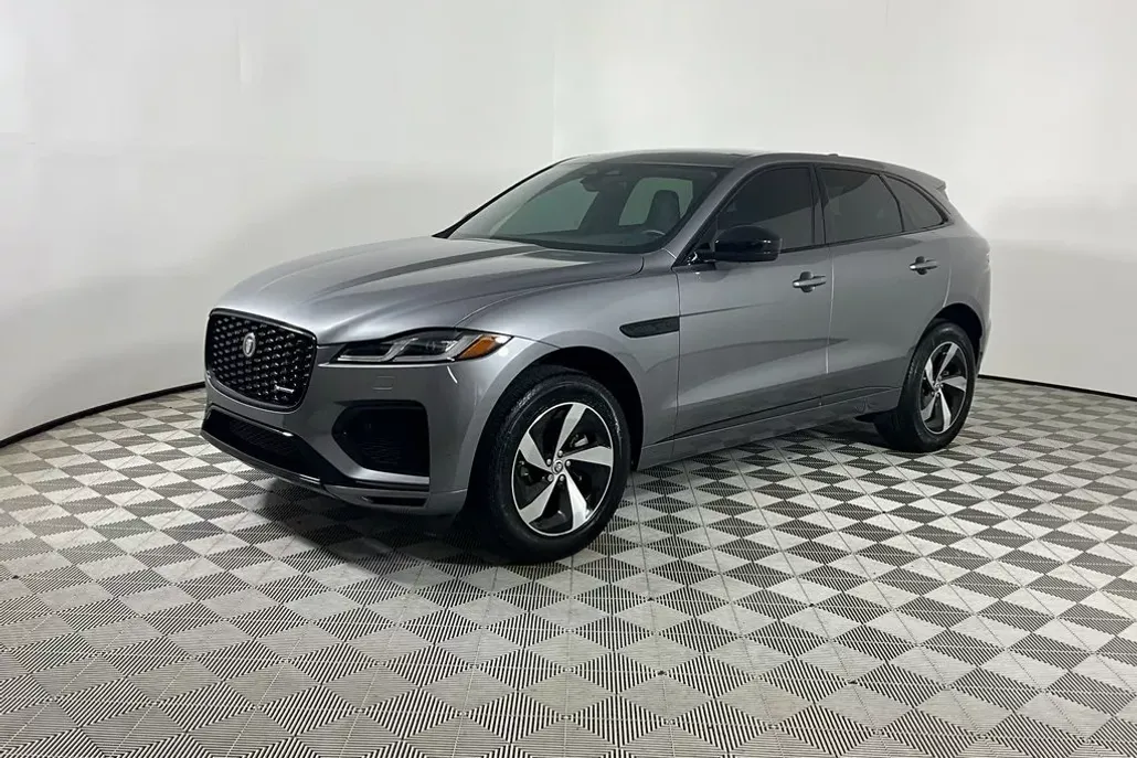 2024 Jaguar F-PACE P250 R-Dynamic S photo 1