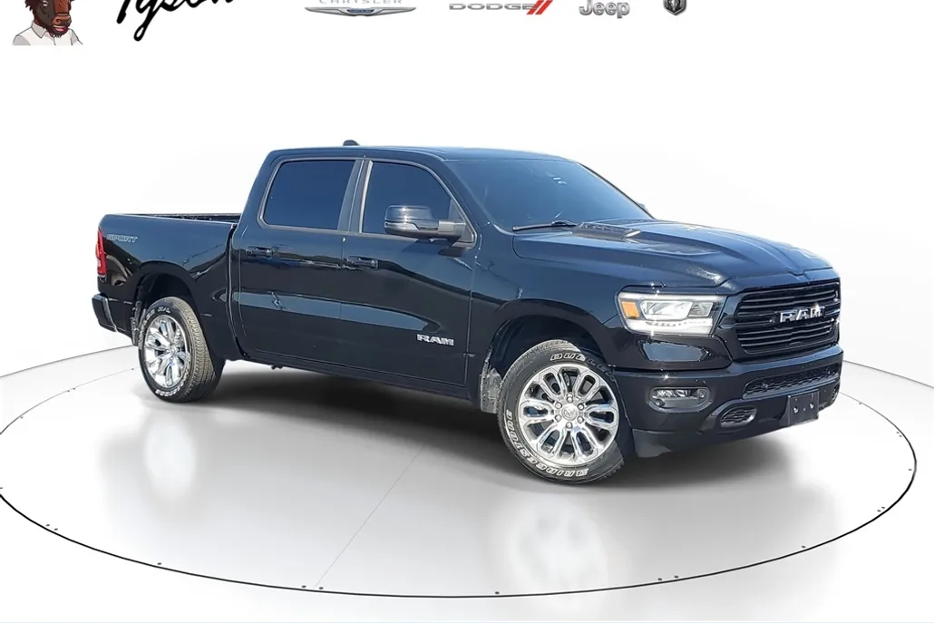 2023 Ram 1500 Laramie photo 1