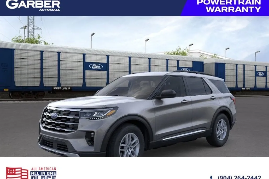 2025 Ford Explorer photo 1
