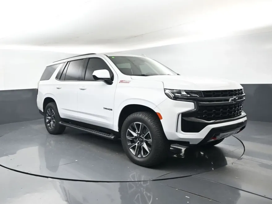 2021 Chevrolet Tahoe Z71 photo 1