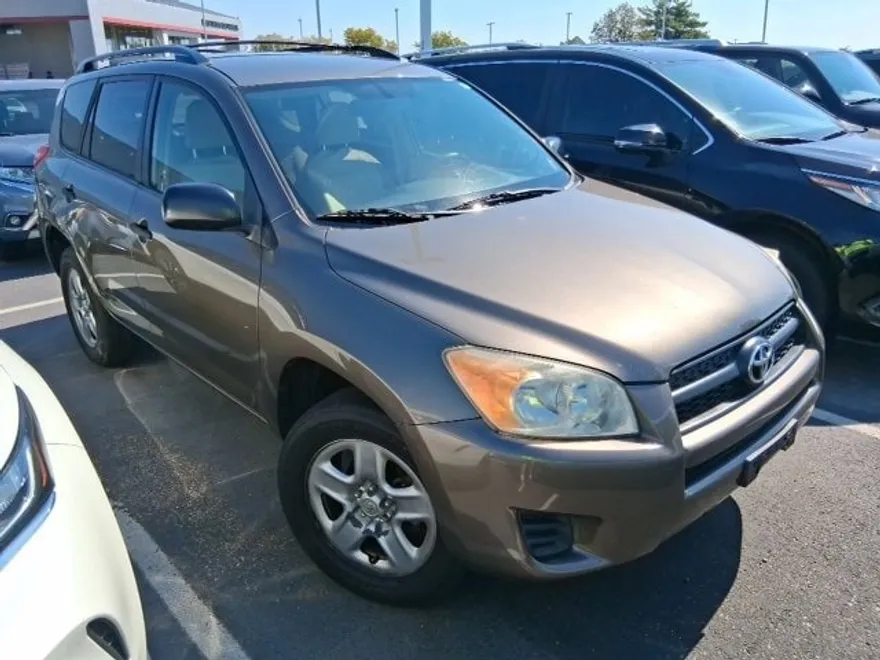 2010 Toyota RAV4 Base photo 1