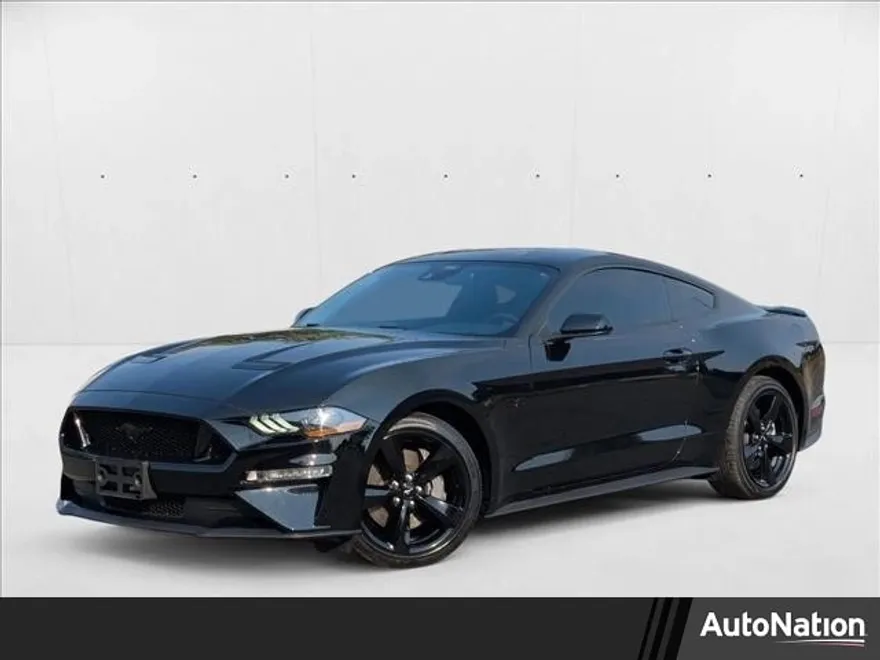 2022 Ford Mustang GT photo 1