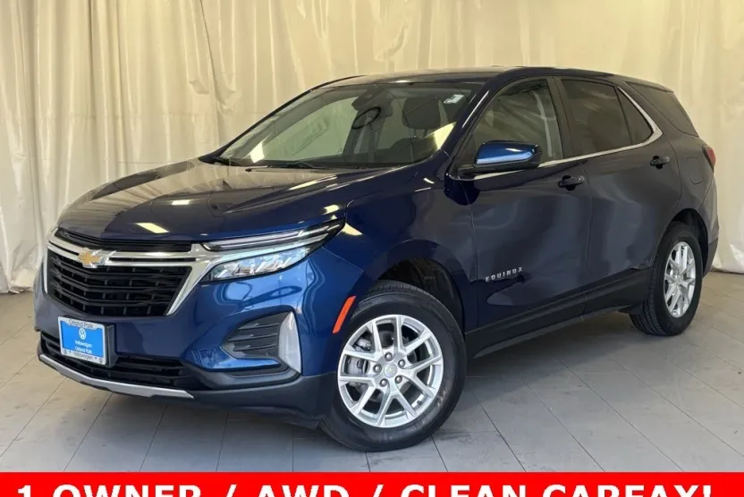 2022 Chevrolet Equinox LT photo 1