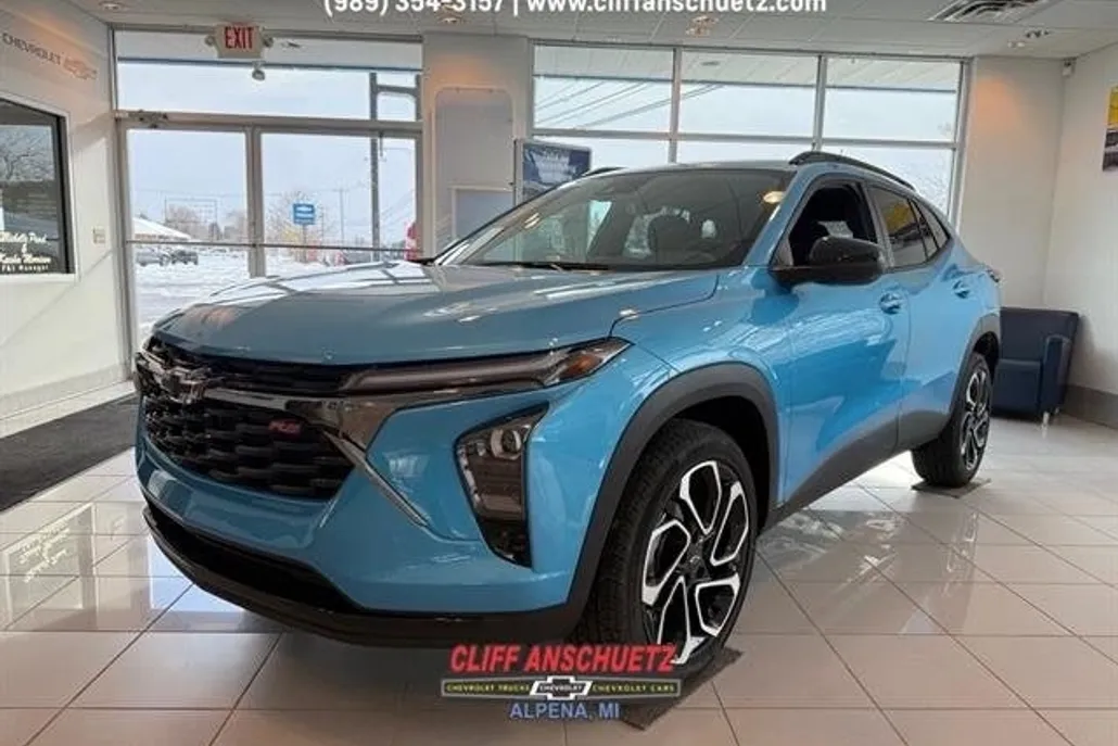 2025 Chevrolet Trax photo 1