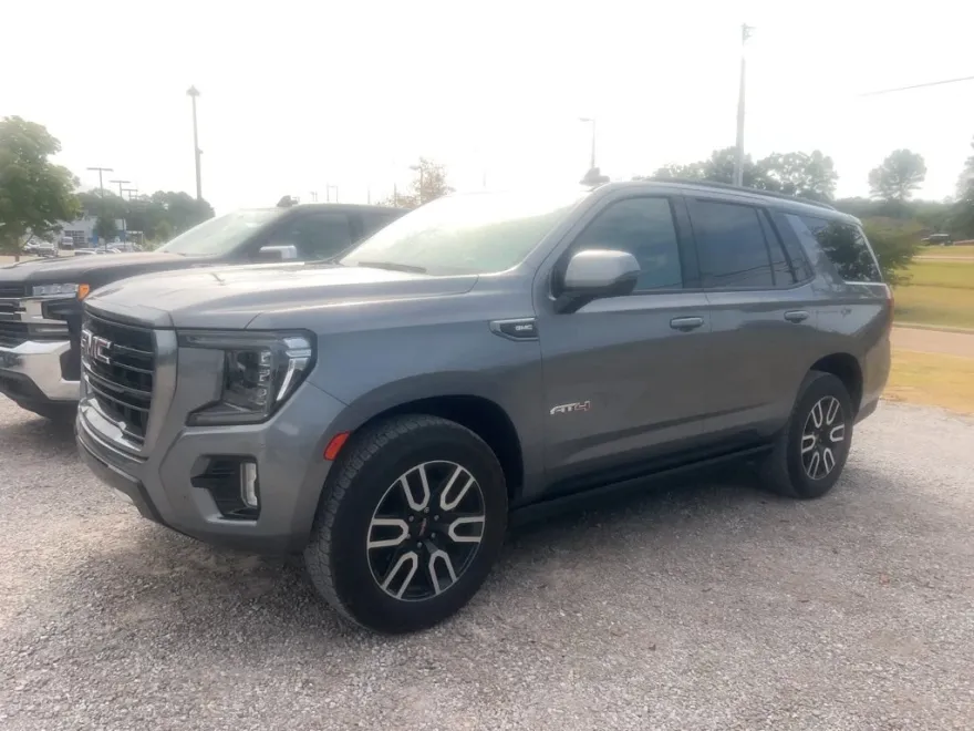 2022 Gmc Yukon AT4 photo 1