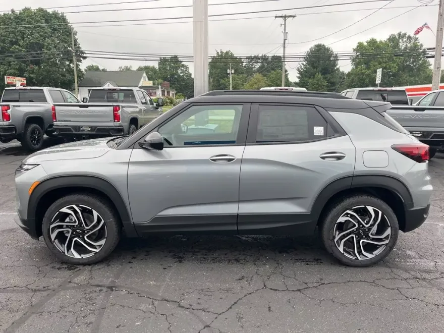 2026 Chevrolet Trailblazer RS photo 1