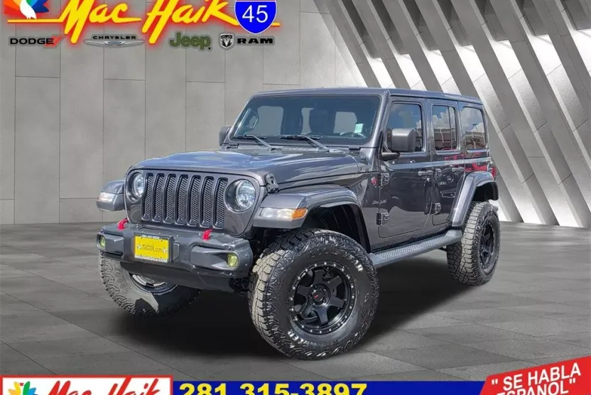 2020 Jeep Wrangler Unlimited Sahara photo 1