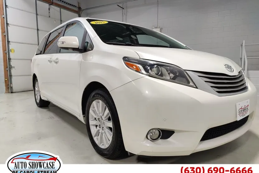 2015 Toyota Sienna Limited Premium photo 1