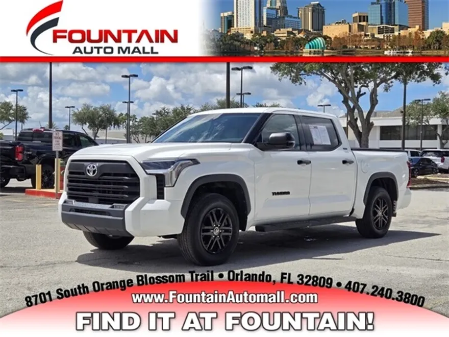 2022 Toyota Tundra SR5 CrewMax photo 1