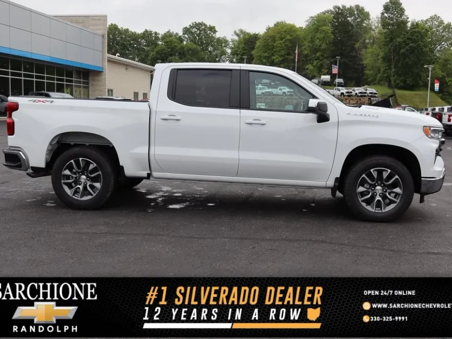 2025 Chevrolet Silverado 1500 LT photo 1