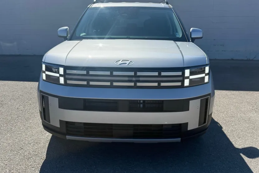 2026 Hyundai Santa Fe SEL photo 1