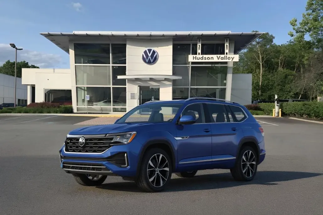 2025 Volkswagen Atlas SEL Premium R-Line photo 1