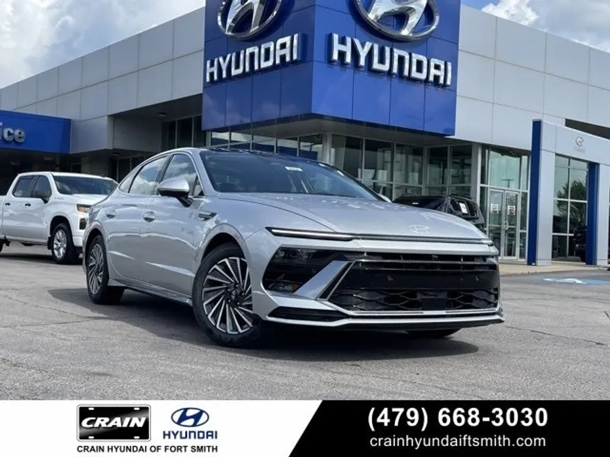 2025 Hyundai Sonata Hybrid Limited photo 1