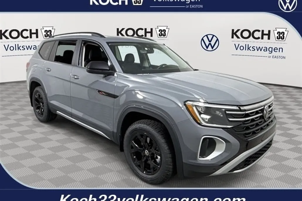 2025 Volkswagen Atlas Peak Edition SE photo 1