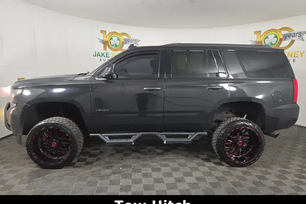 2015 Chevrolet Tahoe LT photo 1