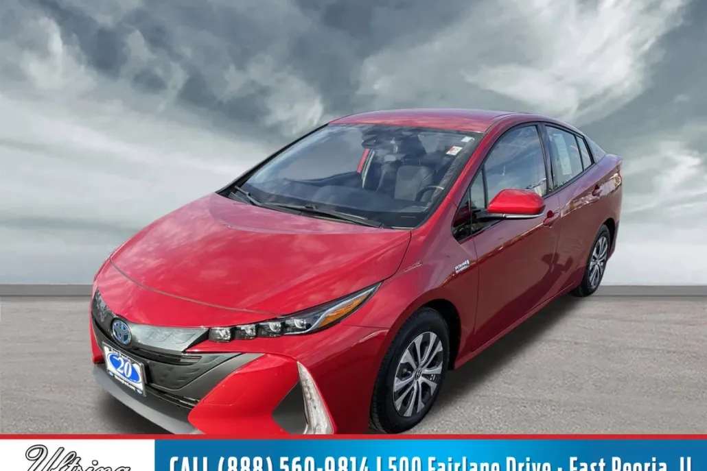 2020 Toyota Prius Prime LE photo 1