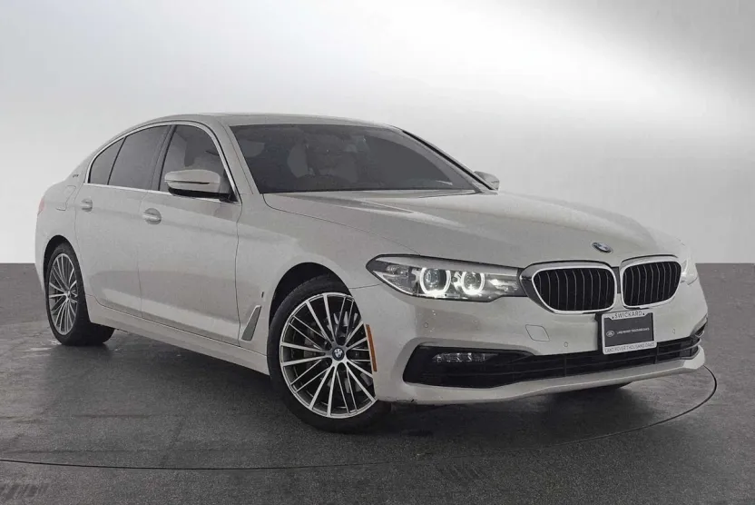 2018 Bmw 530e Sedan photo 1