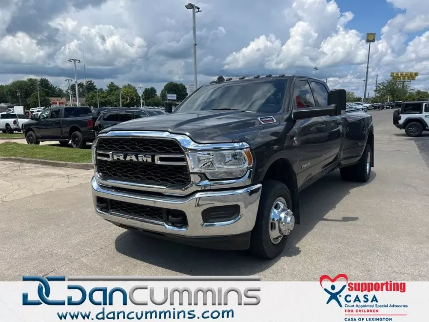 2019 Ram 3500 Tradesman photo 1