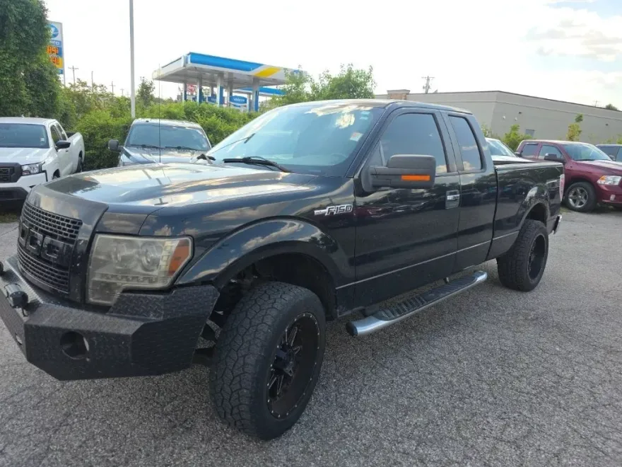 2009 Ford F-150 XLT photo 1