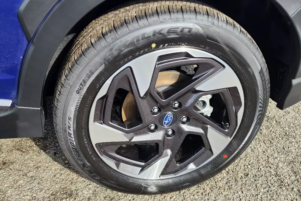 2025 Subaru Crosstrek Limited photo 1