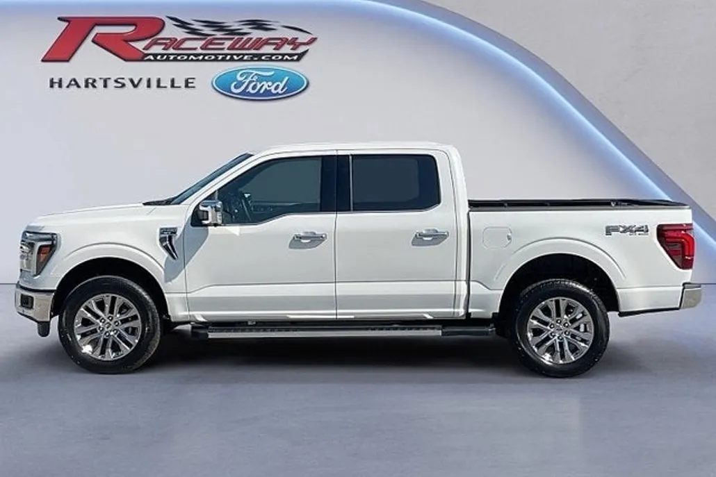 2025 Ford F-150 Lariat photo 1