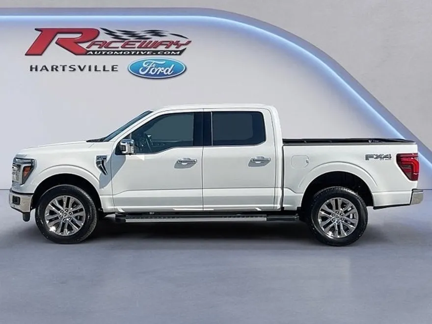 2025 Ford F-150 Lariat photo 1