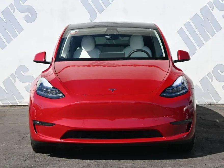 2022 Tesla Model Y Long Range photo 1