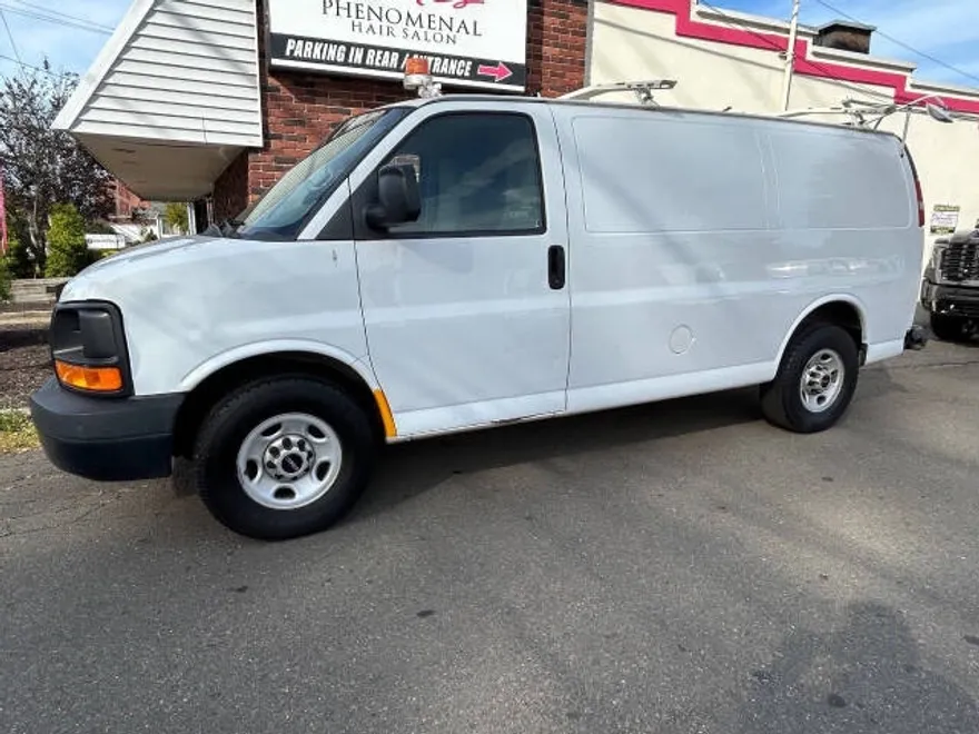 2014 Gmc Savana 2500 Cargo photo 1