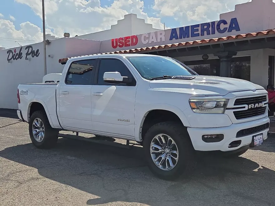 2022 Ram 1500 Laramie photo 1