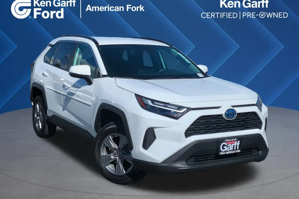 2024 Toyota RAV4 Hybrid LE photo 1