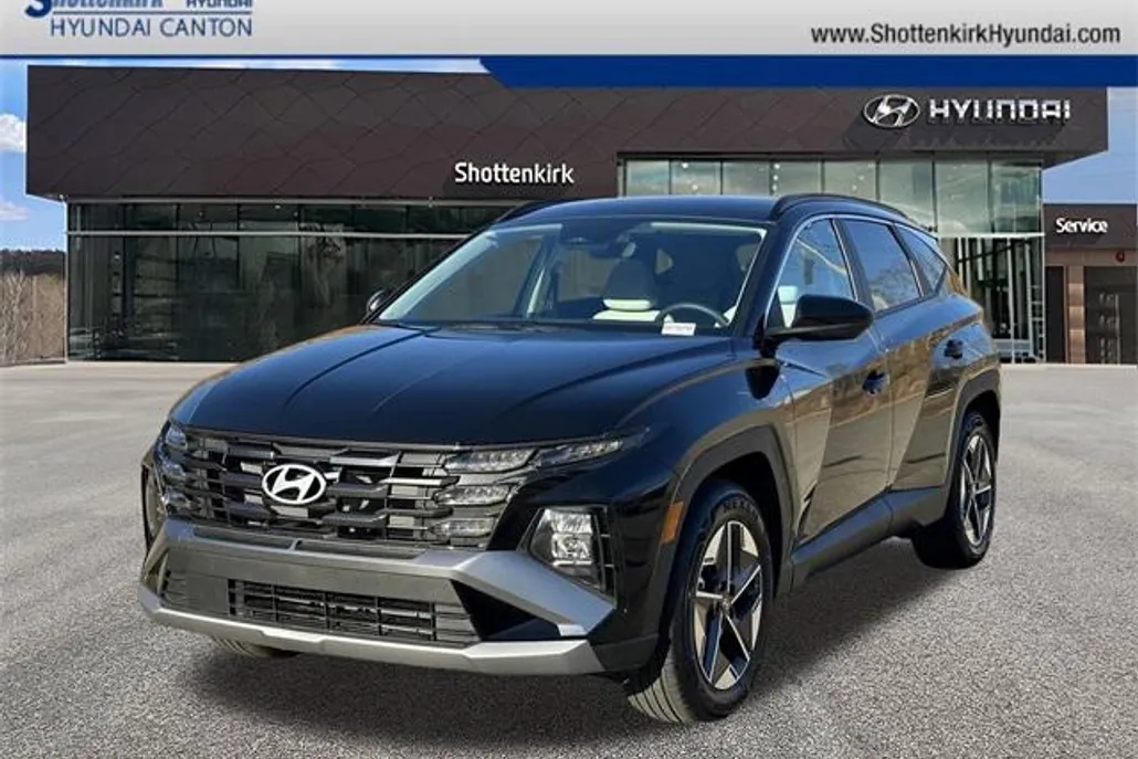 2025 Hyundai Tucson SEL photo 1