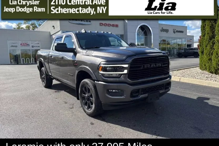 2022 Ram 2500 Laramie photo 1