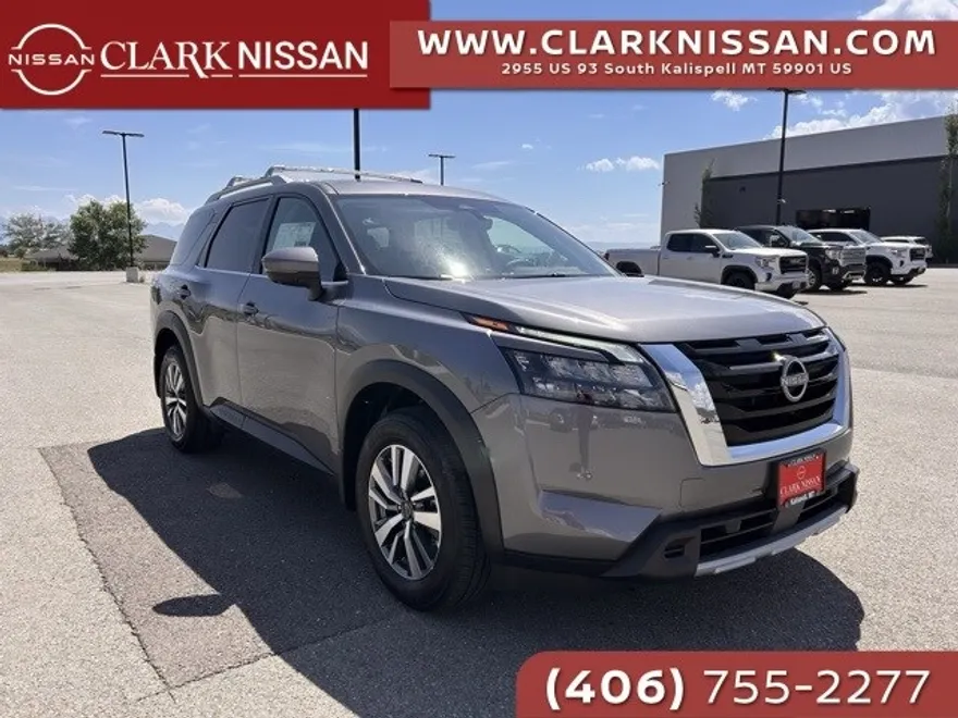 2025 Nissan Pathfinder SL photo 1